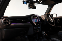 MINI(ミニ) ミニ JOHN COOPER WORKS ワンオーナー JCWトリム ブラックルーフ&ミラー 中古車 中古車