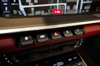 ポルシェ 911(Type992) Carrera S Cabriolet スポクロ スポエグ ツートンレザー OP320 中古車 中古車