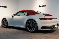 ポルシェ 911(Type992) Carrera S Cabriolet スポクロ スポエグ ツートンレザー OP320 中古車 中古車
