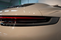 ポルシェ 911(Type992) Carrera S Cabriolet スポクロ スポエグ ツートンレザー OP320 中古車 中古車