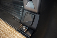 ランドローバー ディフェンダー 110 CARPATHIAN EDITON  ワンオーナー 電動サイドステップ エボニーレザーシート 中古車 中古車