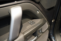 ランドローバー ディフェンダー 110 CARPATHIAN EDITON  ワンオーナー 電動サイドステップ エボニーレザーシート 中古車 中古車