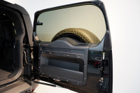 ランドローバー ディフェンダー 110 CARPATHIAN EDITON  ワンオーナー 電動サイドステップ エボニーレザーシート 中古車 中古車