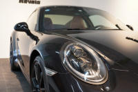 ポルシェ 911(Type991.2) Carrera PDK 左H スポクロ スポエグ Fリフト サンルーフ LEDヘッド BOSEサウンド ジェットブラック 中古車 中古車