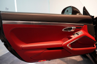 ポルシェ 911(Type991.2) Carrera PDK 左H スポクロ スポエグ Fリフト サンルーフ LEDヘッド BOSEサウンド ジェットブラック 中古車 中古車