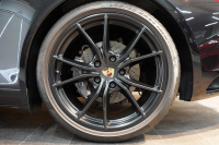 ポルシェ 911(Type991.2) Carrera PDK 左H スポクロ スポエグ Fリフト サンルーフ LEDヘッド BOSEサウンド ジェットブラック 中古車 中古車