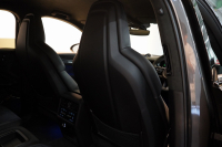 ポルシェ カイエンクーペ Turbo E-Hybrid Coupe with GT Package  PDCC ブルメスター リアアクスル OP307 中古車 中古車