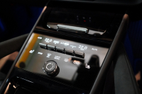 ポルシェ カイエンクーペ Turbo E-Hybrid Coupe with GT Package  PDCC ブルメスター リアアクスル OP307 中古車 中古車