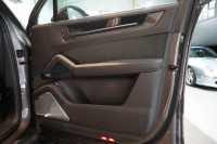 ポルシェ カイエンクーペ Turbo E-Hybrid Coupe with GT Package  PDCC ブルメスター リアアクスル OP307 中古車 中古車