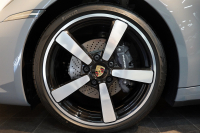 ポルシェ 911(Type992) Targa 4 PDK 左H OP623 ワンオーナー ヘリテージデザインPKG スポクロ スポエグ Fリフト 中古車 中古車