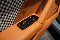 ポルシェ 911(Type992) Targa 4 PDK 左H OP623 ワンオーナー ヘリテージデザインPKG スポクロ スポエグ Fリフト 中古車 中古車