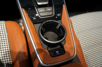 ポルシェ 911(Type992) Targa 4 PDK 左H OP623 ワンオーナー ヘリテージデザインPKG スポクロ スポエグ Fリフト 中古車 中古車