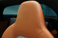 ポルシェ 911(Type992) Targa 4 PDK 左H OP623 ワンオーナー ヘリテージデザインPKG スポクロ スポエグ Fリフト 中古車 中古車