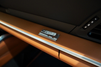 ポルシェ 911(Type992) Targa 4 PDK 左H OP623 ワンオーナー ヘリテージデザインPKG スポクロ スポエグ Fリフト 中古車 中古車