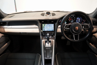 ポルシェ 911(Type991.2) Carrera PDK スポーツクロノ スポーツデザインフロントエプロン  レザーインテリア 20インチCarrera Sportホイール BOSEサウンド 中古車 中古車