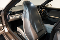 ポルシェ 911(Type991.2) Carrera PDK スポーツクロノ スポーツデザインフロントエプロン  レザーインテリア 20インチCarrera Sportホイール BOSEサウンド 中古車 中古車