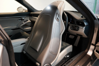 ポルシェ 911(Type991.2) Carrera PDK スポーツクロノ スポーツデザインフロントエプロン  レザーインテリア 20インチCarrera Sportホイール BOSEサウンド 中古車 中古車