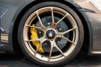 ポルシェ 911(Type992) GT3 Touring Package 6MT 左H ワンオーナー OP491 クロノ PCCB Fリフト カーボンルーフ レザーインテリア 中古車 中古車