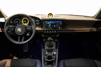 ポルシェ 911(Type992) GT3 Touring Package 6MT 左H ワンオーナー OP491 クロノ PCCB Fリフト カーボンルーフ レザーインテリア 中古車 中古車