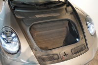 ポルシェ 911(Type992) GT3 Touring Package 6MT 左H ワンオーナー OP491 クロノ PCCB Fリフト カーボンルーフ レザーインテリア 中古車 中古車