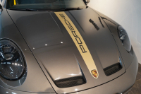 ポルシェ 911(Type992) GT3 Touring Package 6MT 左H ワンオーナー OP491 クロノ PCCB Fリフト カーボンルーフ レザーインテリア 中古車 中古車