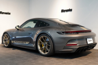 ポルシェ 911(Type992) GT3 Touring Package 6MT 左H ワンオーナー OP491 クロノ PCCB Fリフト カーボンルーフ レザーインテリア 中古車 中古車