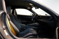 ポルシェ 911(Type992) GT3 Touring Package 6MT 左H ワンオーナー OP491 クロノ PCCB Fリフト カーボンルーフ レザーインテリア 中古車 中古車