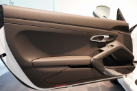 ポルシェ 718 ボクスター PDK 延長保証令和7年10月迄 スポーツエグゾースト 20インチカレラクラシック ティンテッドテール 中古車 中古車