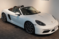 ポルシェ 718 ボクスター PDK 延長保証令和7年10月迄 スポーツエグゾースト 20インチカレラクラシック ティンテッドテール 中古車 中古車