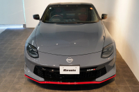 日産 フェアレディZ NISMO ワンオーナー 登録済未使用車 ステルスグレー×スーパーブラック NISMO専用装備 保証継承令和10年1月迄  中古車