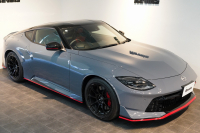 日産 フェアレディZ NISMO ワンオーナー 登録済未使用車 ステルスグレー×スーパーブラック NISMO専用装備 保証継承令和10年1月迄  中古車