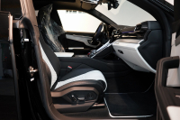 ランボルギーニ ウルス ベースグレード 左H カーボンエクステリア&インテリア パノラマルーフ Bang&Olufsen 中古車 中古車