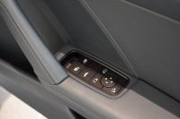 ポルシェ 911(Type992) Carrera GTS Cabriolet オールレザーインテリア（グラファイトブルー） ベンチレーション  中古車