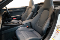 ポルシェ 911(Type992) Carrera GTS Cabriolet オールレザーインテリア（グラファイトブルー） ベンチレーション  中古車