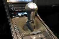 ポルシェ 718スパイダー 6MT ワンオーナー 左H PTSカラー/オリーブグリーン PCCB レザーインテリア 中古車 中古車