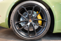 ポルシェ 718スパイダー 6MT ワンオーナー 左H PTSカラー/オリーブグリーン PCCB レザーインテリア 中古車 中古車