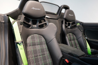 ポルシェ 718スパイダー 6MT ワンオーナー 左H PTSカラー/オリーブグリーン PCCB レザーインテリア 中古車 中古車