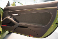 ポルシェ 718スパイダー 6MT ワンオーナー 左H PTSカラー/オリーブグリーン PCCB レザーインテリア 中古車 中古車