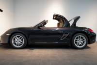 ポルシェ ボクスター(Type987) PDK 後期モデル 左H スポーツクロノ バサルトブラック PC入庫歴17回 中古車 中古車