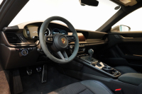 ポルシェ 911(Type992) Carrera T 7MT ワンオーナー CarreraTインテリア スポーツデザイン マトリクスLED クレヨン 中古車 中古車