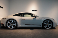ポルシェ 911(Type992) Carrera T 7MT ワンオーナー CarreraTインテリア スポーツデザイン マトリクスLED クレヨン 中古車 中古車