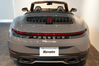 ポルシェ 911(Type992) Carrera Cabriolet 後期モデル(Type992.2) ワンオーナー OP432万 スポクロ スポエグ クラブレザー Fリフト 中古車 中古車