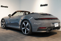 ポルシェ 911(Type992) Carrera Cabriolet 後期モデル(Type992.2) ワンオーナー OP432万 スポクロ スポエグ クラブレザー Fリフト 中古車 中古車